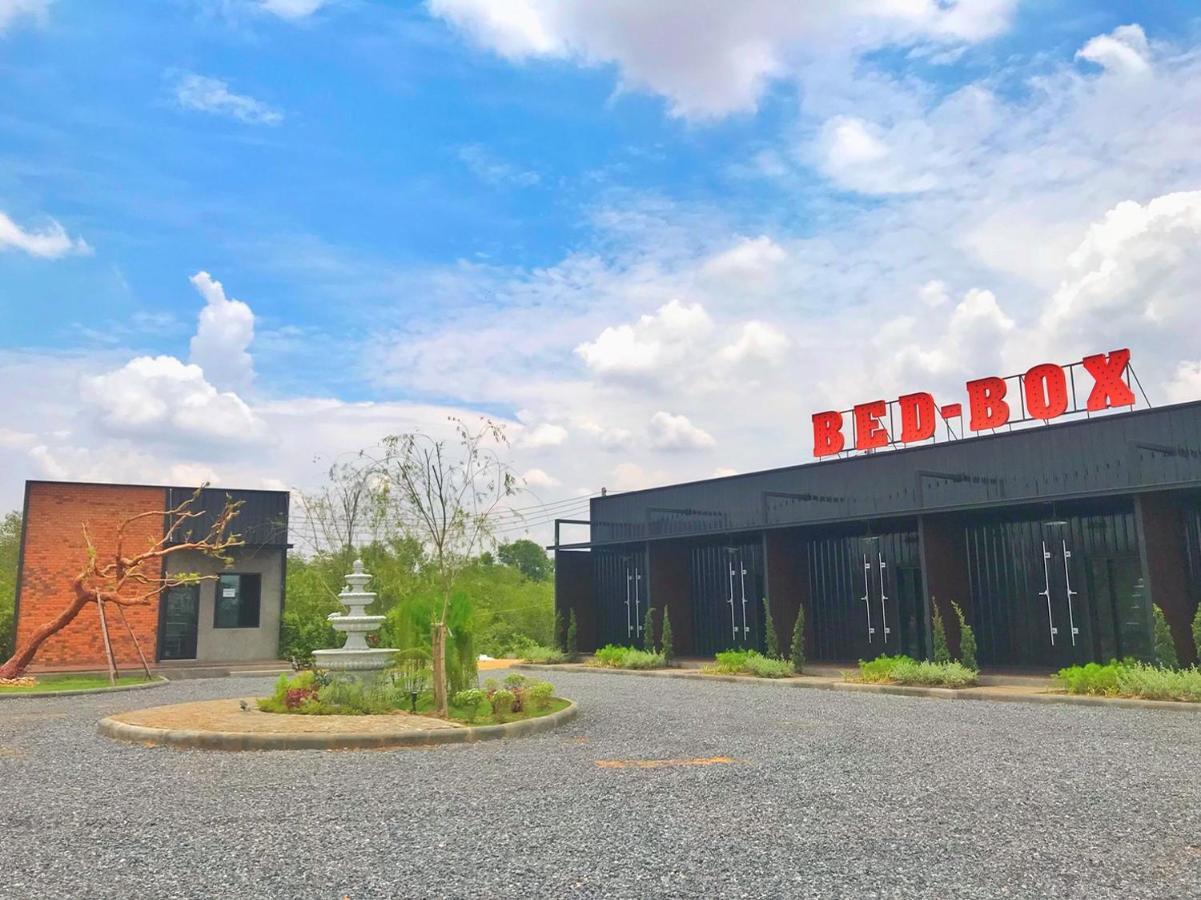 Bed Box Hotel Nakhonratcsaszima Kültér fotó