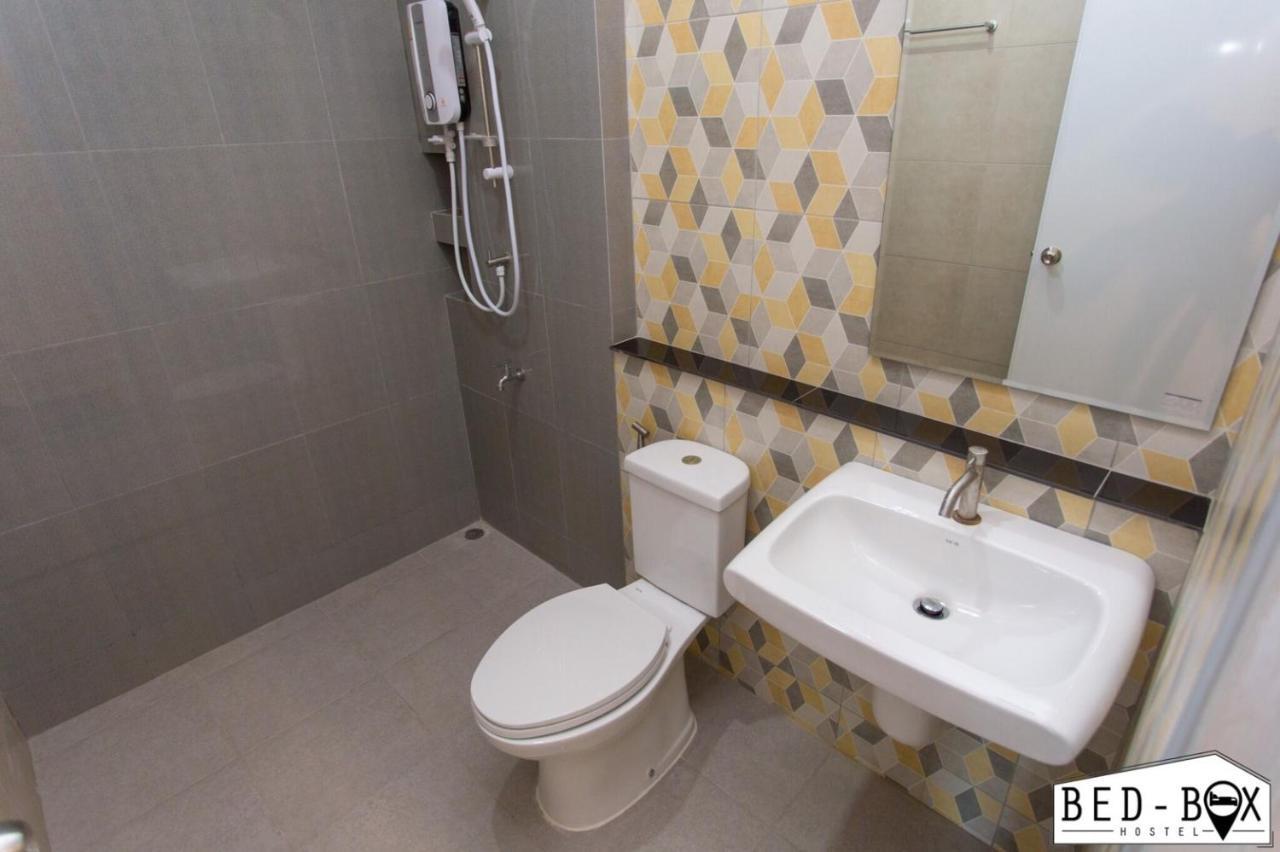 Bed Box Hotel Nakhonratcsaszima Kültér fotó