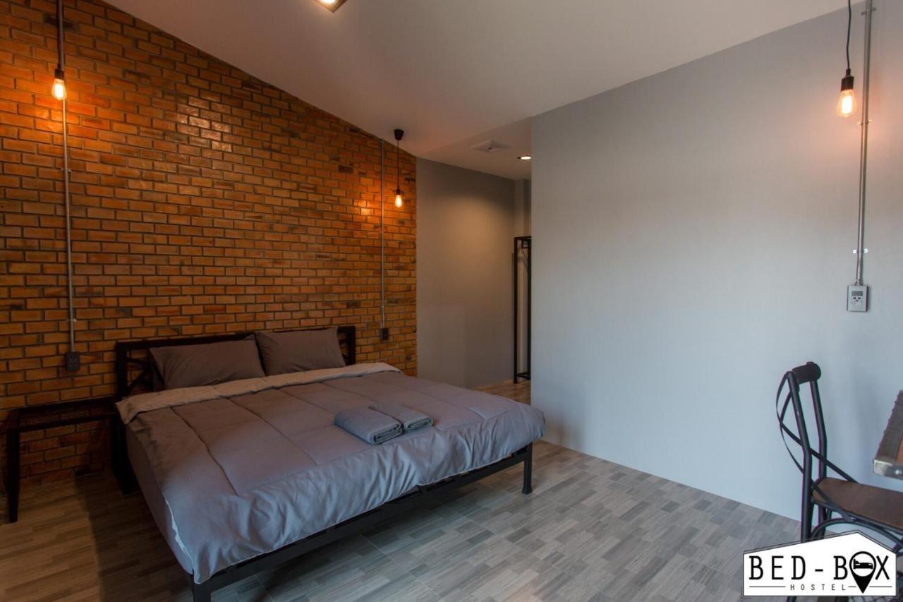 Bed Box Hotel Nakhonratcsaszima Kültér fotó