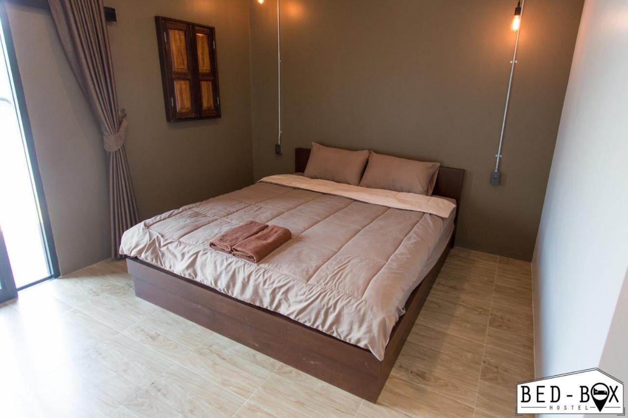 Bed Box Hotel Nakhonratcsaszima Kültér fotó